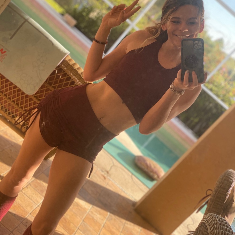 Meet your Posher, Victoria